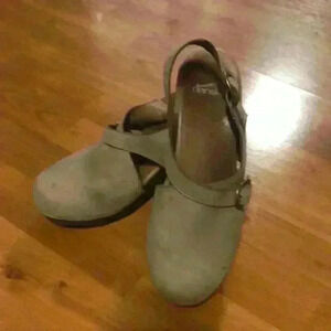 Women’s Dansko Clog Shoes Size 39